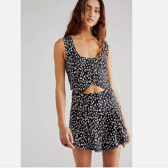 New Free People Bennett Set Size 6 MSRP: $128 top and Shorts